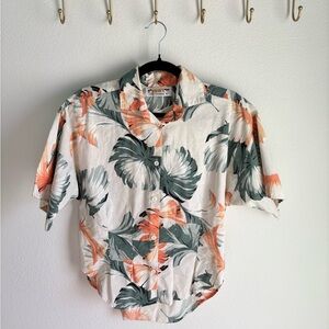 Vintage Tropical Floral Print Button Down Top size small from Just Cristina